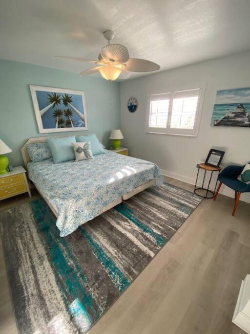 Beachfront Condo On Quiet Treasure Island- 1 Bed St. Pete Beach Dış mekan fotoğraf