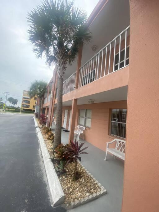 Beachfront Condo On Quiet Treasure Island- 1 Bed St. Pete Beach Dış mekan fotoğraf